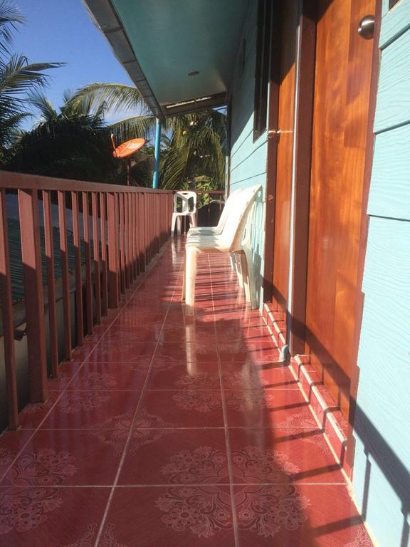 Hotel Bung House Ko Phi Phi Exterior foto